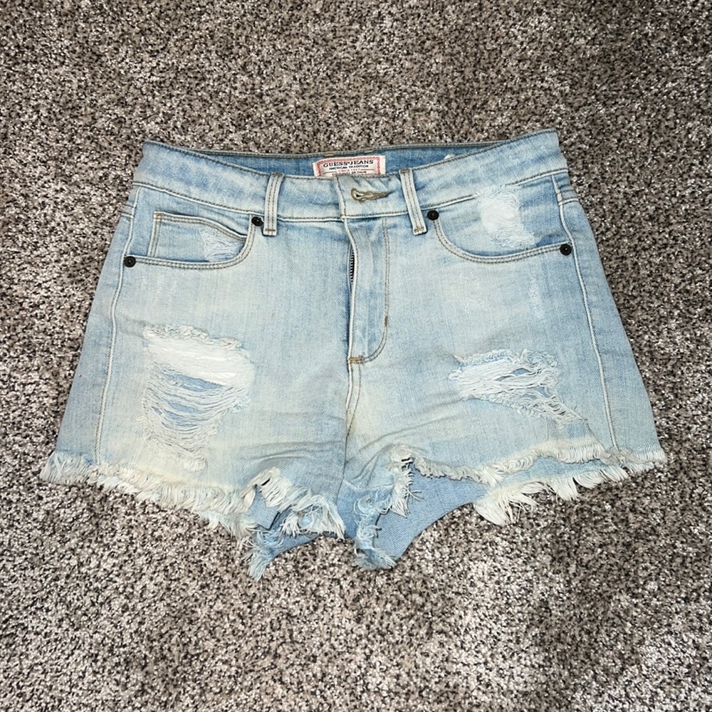 Guess light washed Jean shorts size 25
